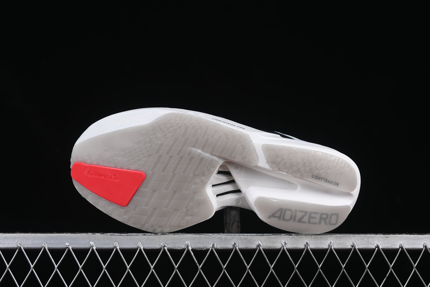 ADIZERO ADIOS PRO4 WHITE ORANGE