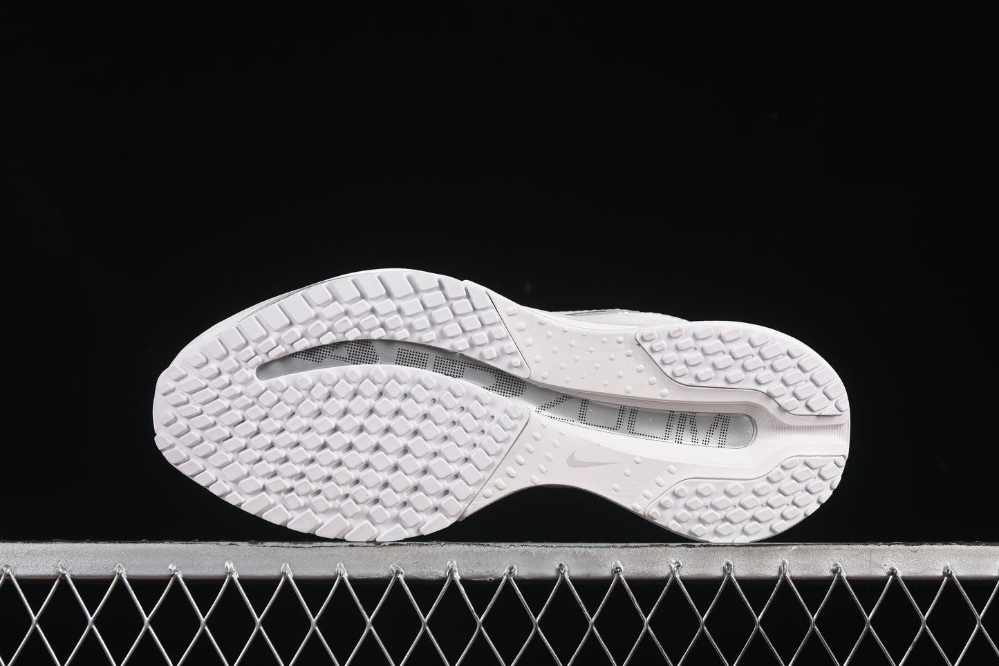 Nike Pegasus Premium LV8 - White