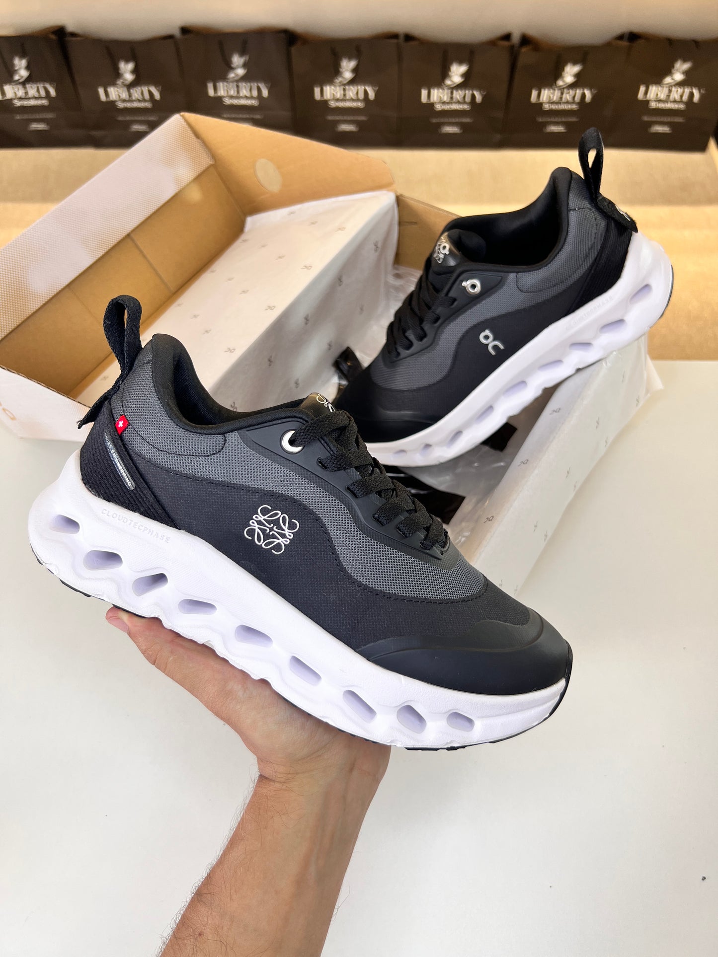 On Cloudtilt X LOEWE 2.0 - BLACK