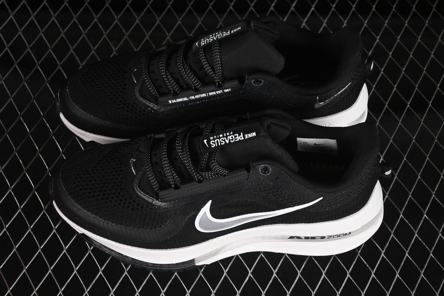 Nike Pegasus Premium LV8 - Black White