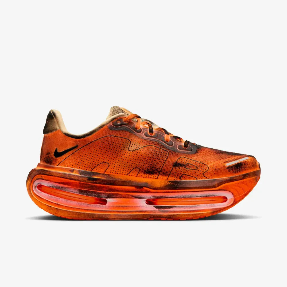 Melitta Baumeister x Nike Vomero Premium - Total Orange Chalk