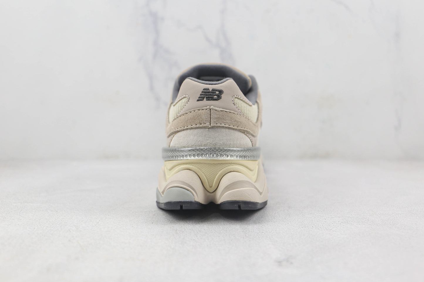 New Balance 9060 Sea Salt Gray