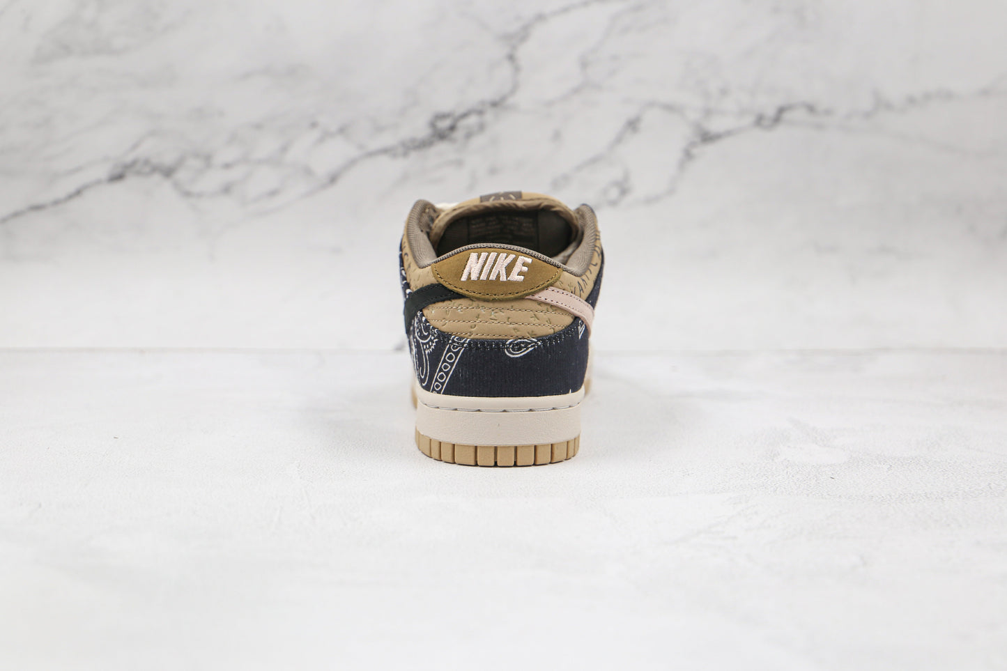 Nike SB Dunk Low x Travis Scott