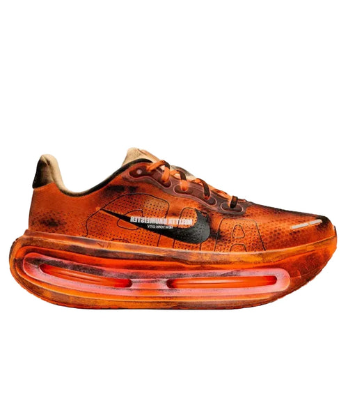 Melitta Baumeister x Nike Vomero Premium - Total Orange Chalk