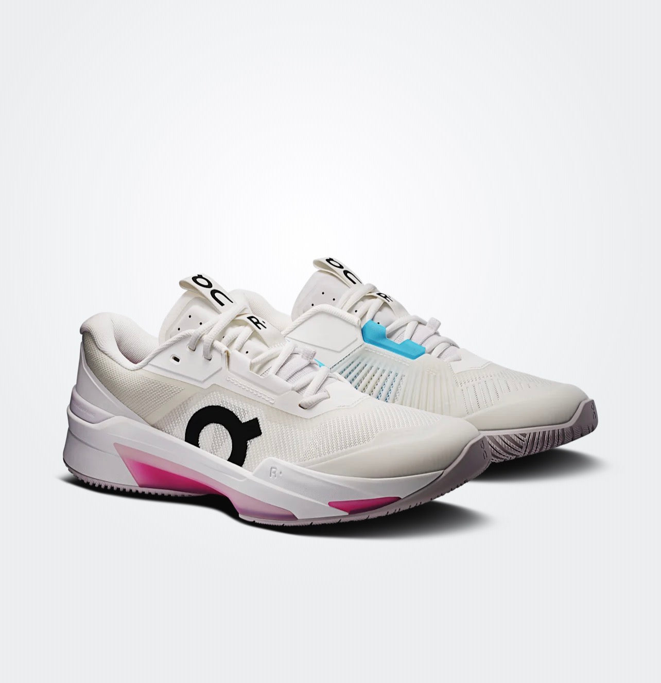 ON THE ROGER PRO FIRE        White | Pink