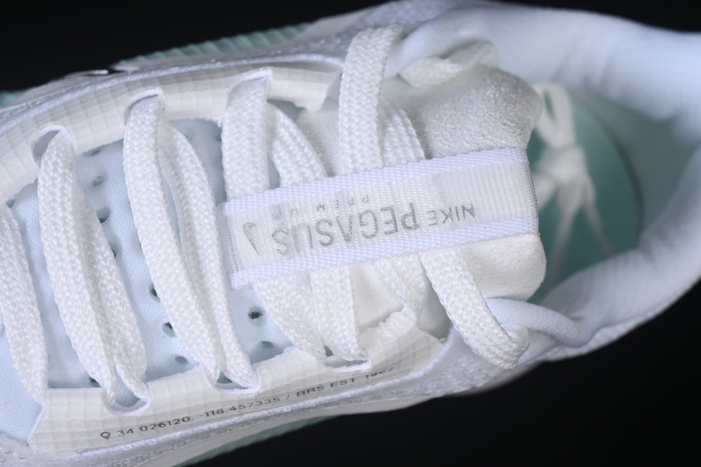 Nike Pegasus Premium LV8 - White Mint Foam