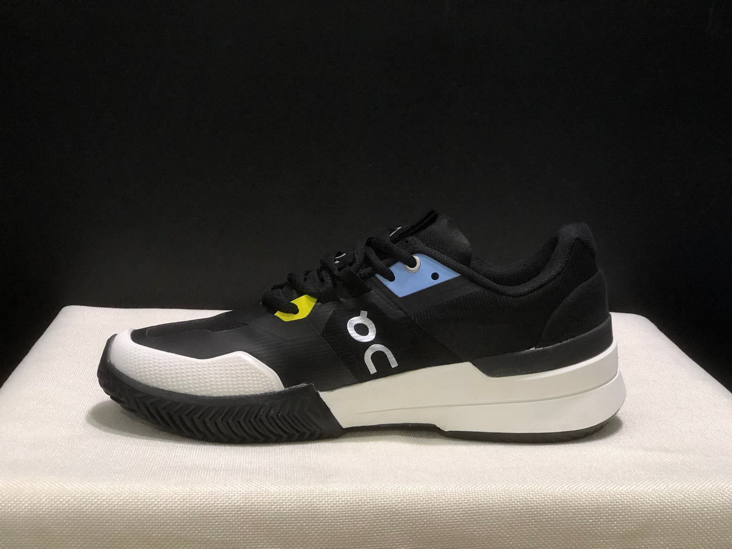 ON THE ROGER PRO 2 CLAY BLACK LIMON