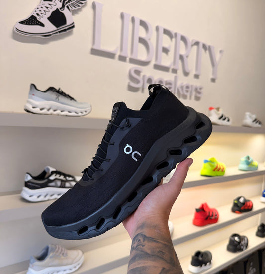 On Cloudtilt X LOEWE "ALL BLACK" (Pronta Entrega)
