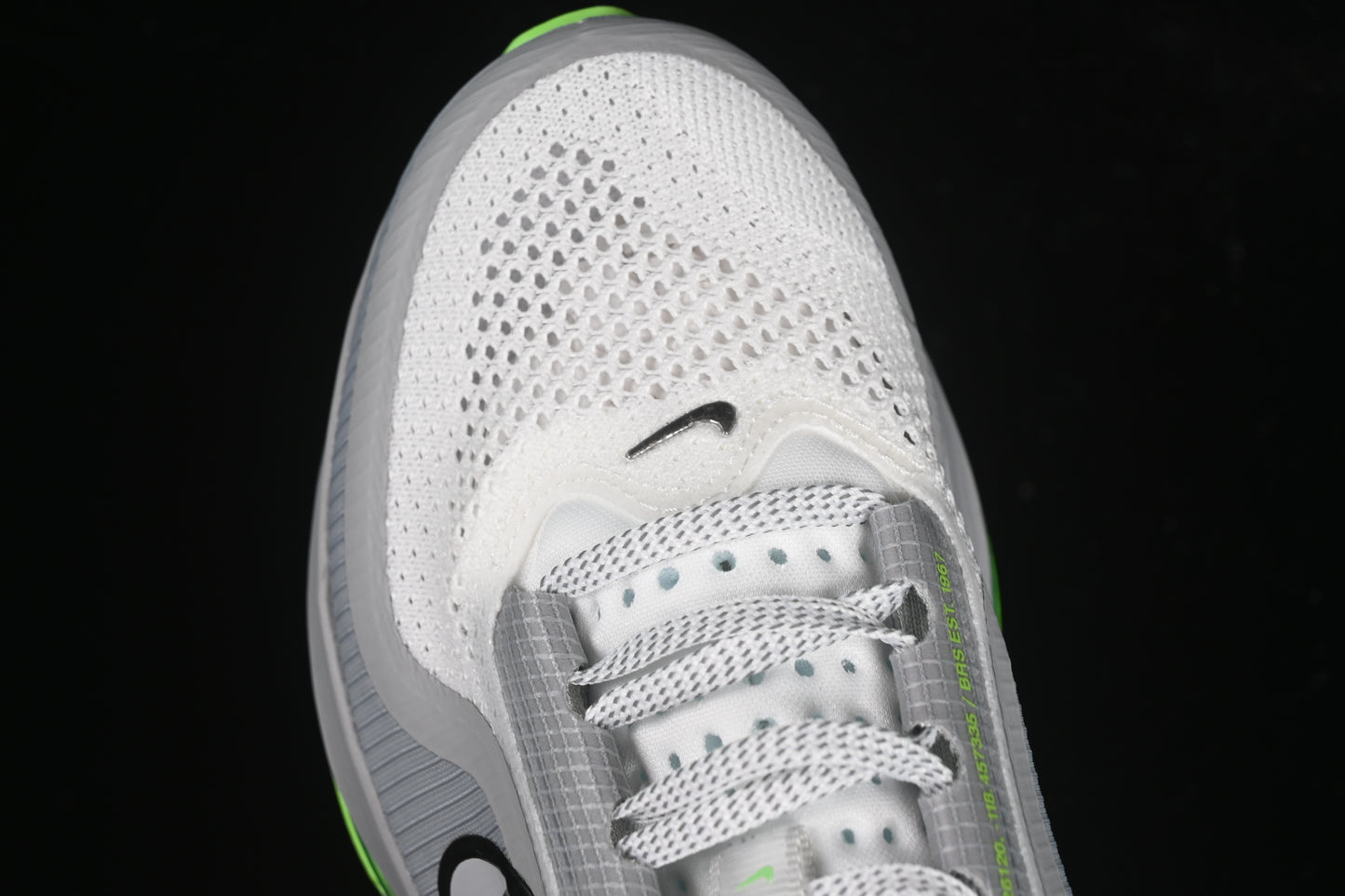 Nike Pegasus Premium LV8 - White Grey Lemon Volt