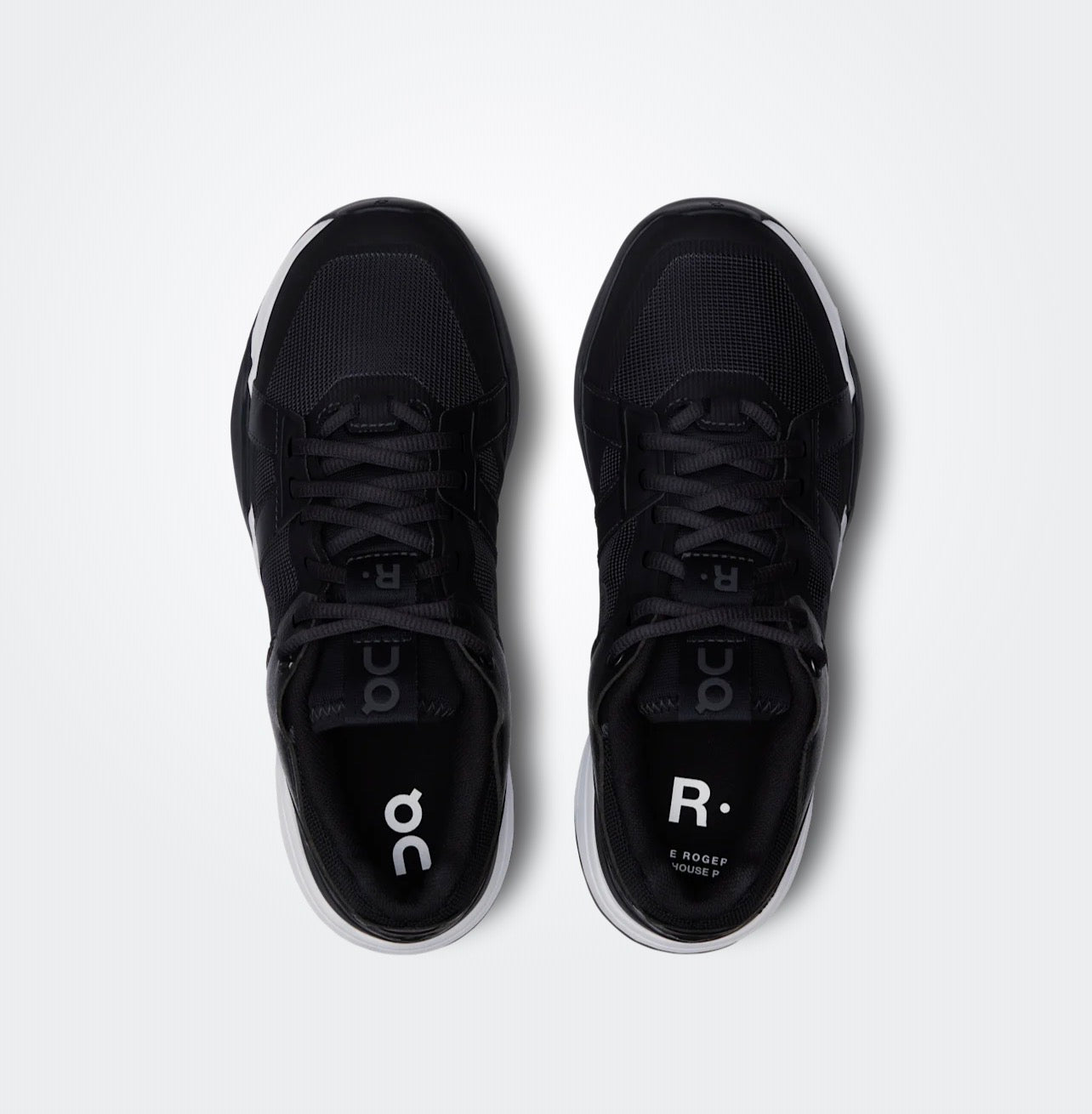 ON THE ROGER Clubhouse    Black | White