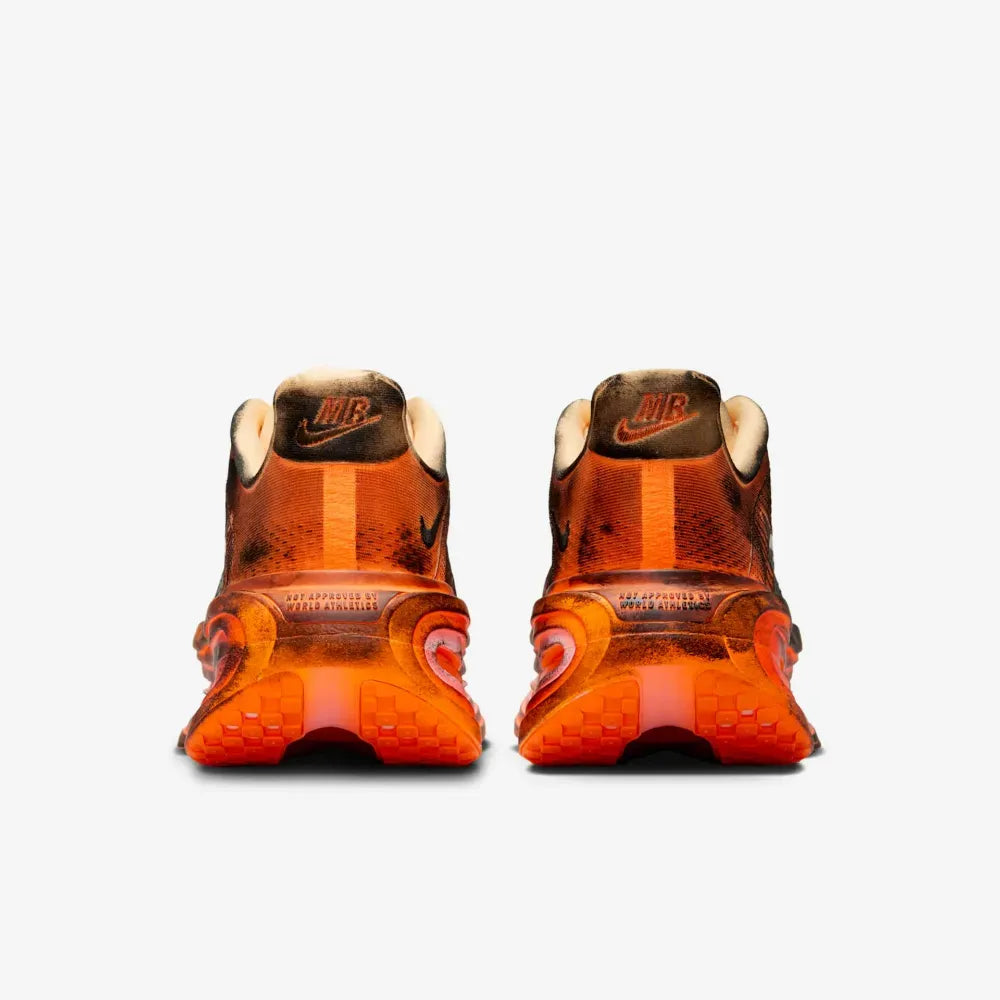 Melitta Baumeister x Nike Vomero Premium - Total Orange Chalk