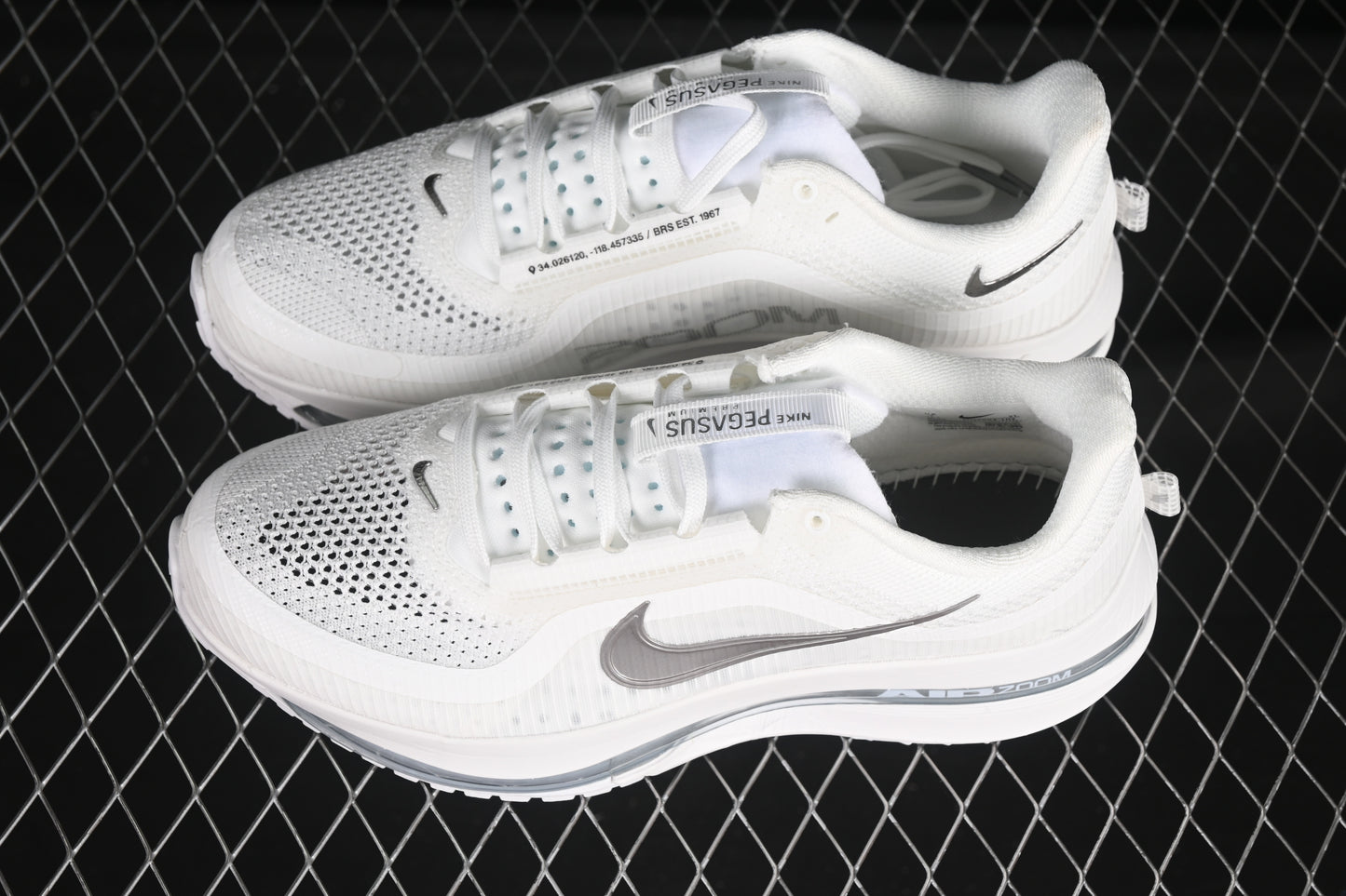 Nike Pegasus Premium LV8 - White