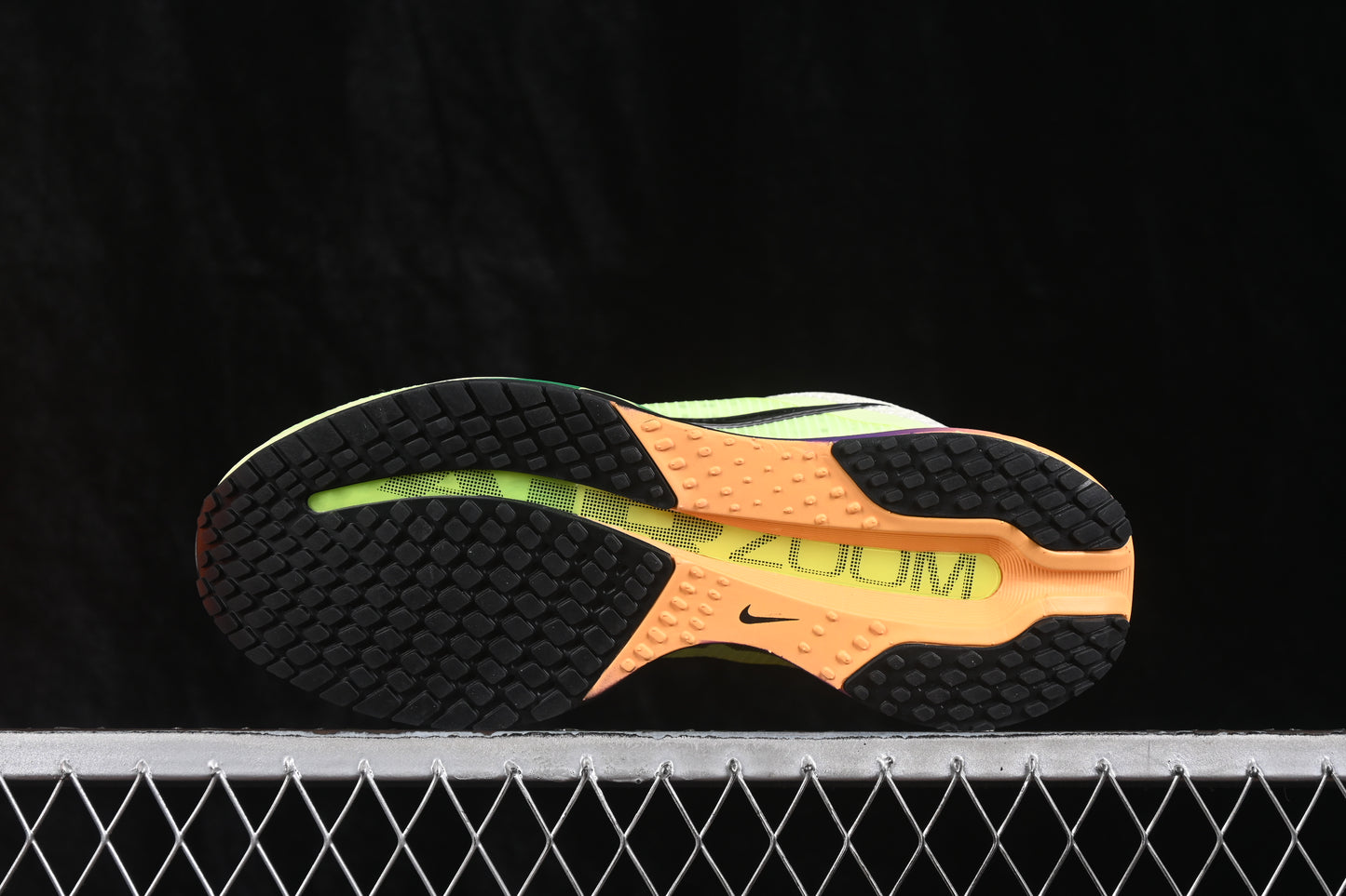 Nike Pegasus Premium LV8 - Lemon
