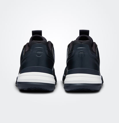 ON THE ROGER Clubhouse    Black | White
