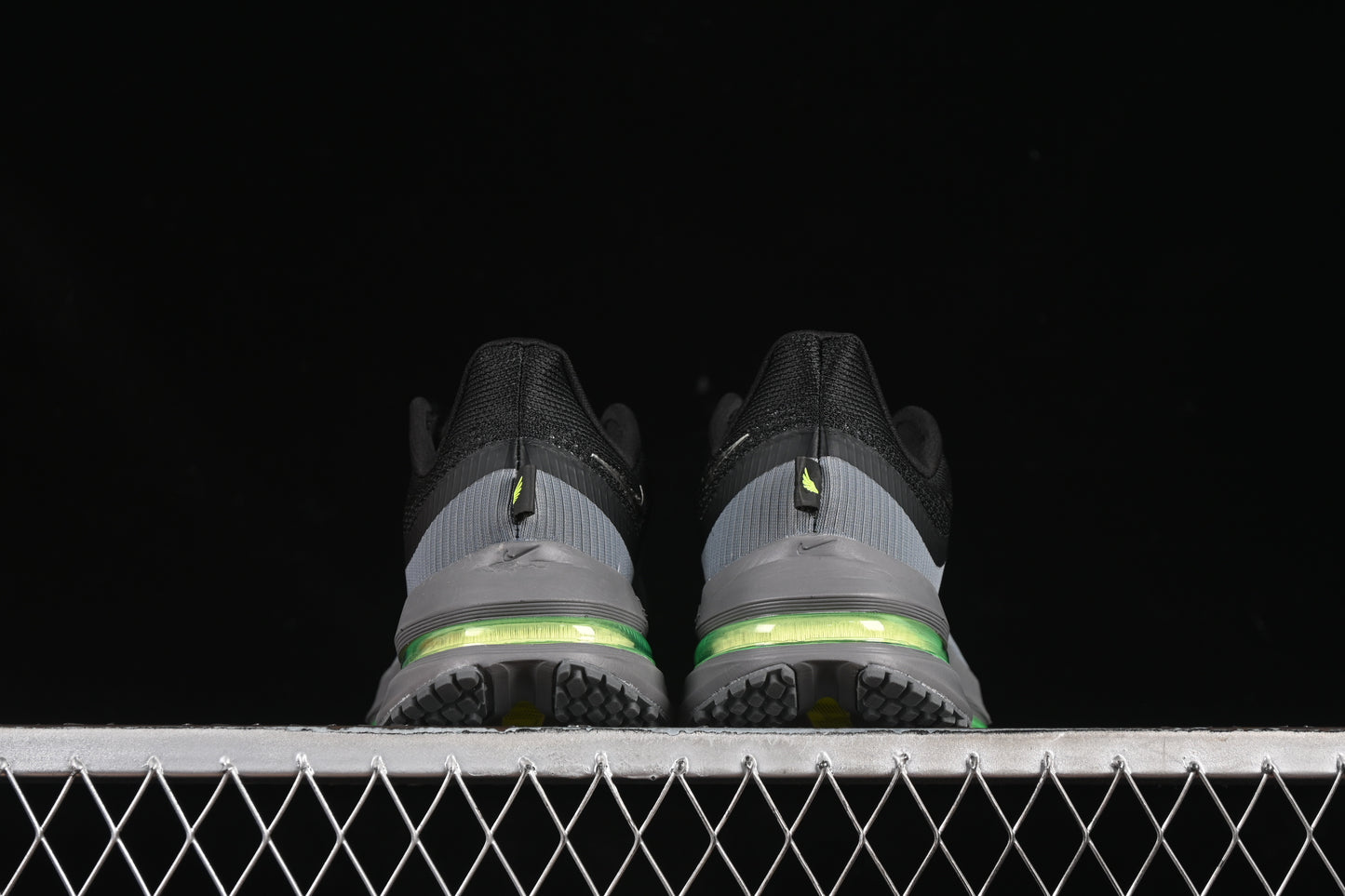 Nike Pegasus Premium LV8 - Grey Lemon Swoosh