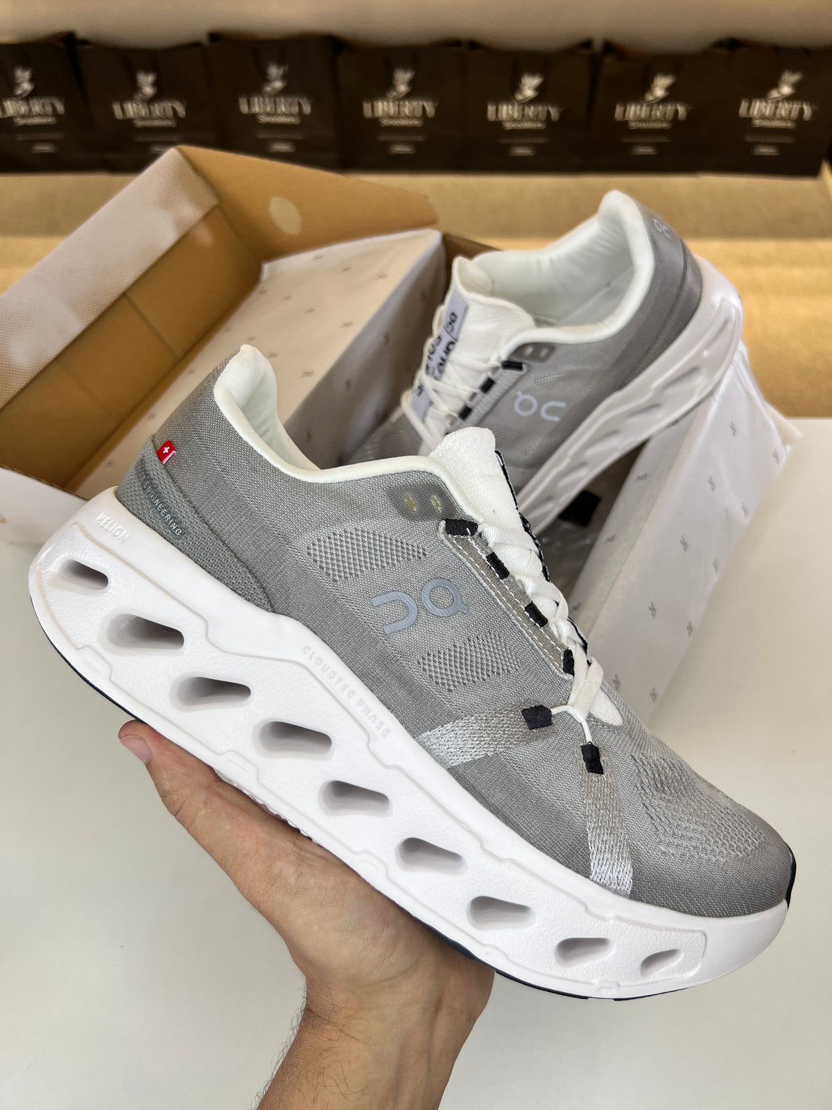 ON CLOUDECLIPSE Alloy | White