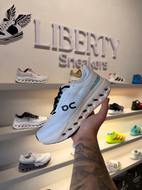 On Cloudsurfer Next   Ivory | Dew (Pronta Entrega)