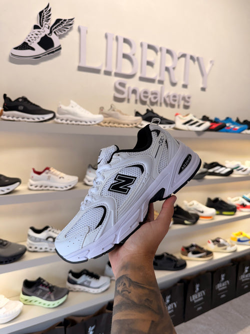 New Balance 530 White Black   (Pronta Entrega)