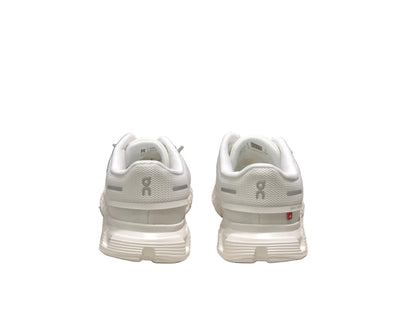 ON CLOUD 6 WHITE