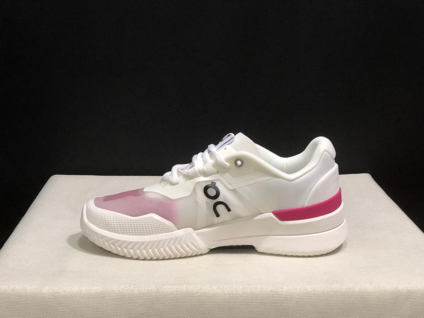 ON THE ROGER PRO 2  WHITE PINK